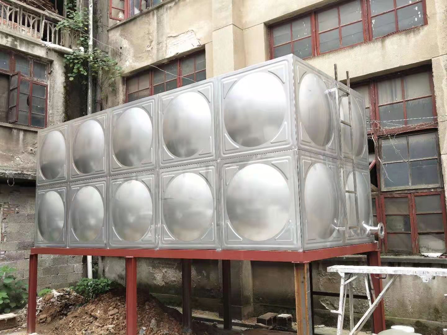 保温水箱厂简述不锈钢保温水箱的分类及使用说明